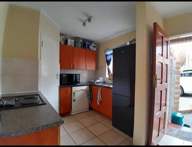 2 BEDROOM APARTMENT FOR SALE IN THE REEDS